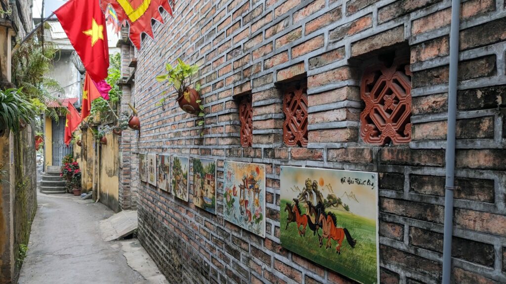 ベトナムの陶器の村『バッチャン村』の路地