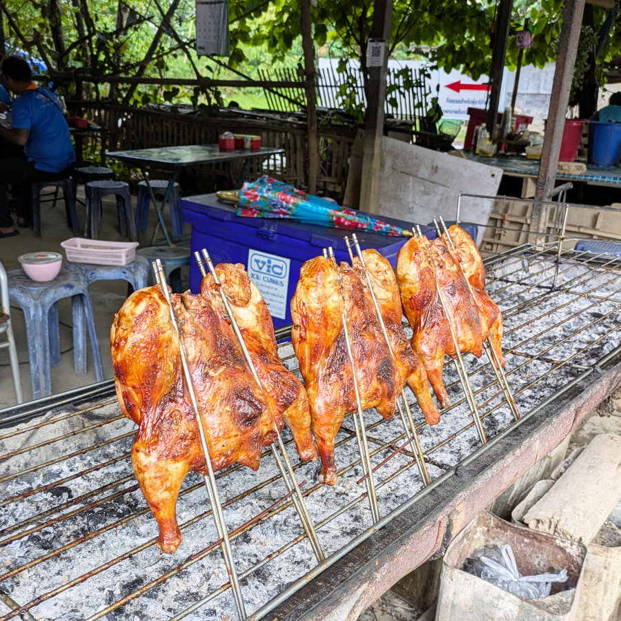 タイの焼き鳥ガイヤーンが美味しいチェンマイの名店をご紹介