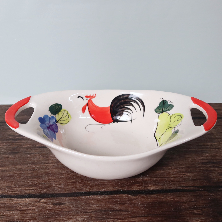 タイで人気のニワトリ柄食器の大きなボウルの通販